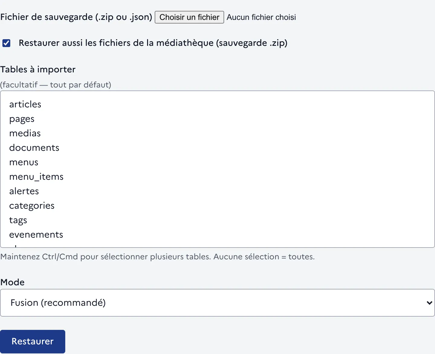 Le formulaire de restauration : fichier de sauvegarde + mode (Fusion / Remplacement complet).